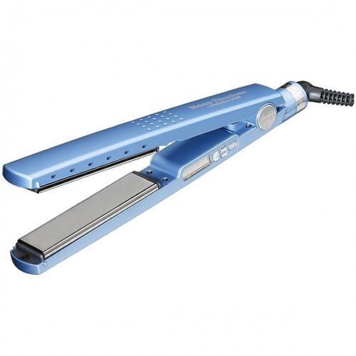 BabylissPro Nano Titanium 1.25 Titanium-Plated Straightening Iron