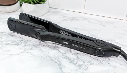 CROC Classic Infrared Black Titanium 1.5 Flat Iron